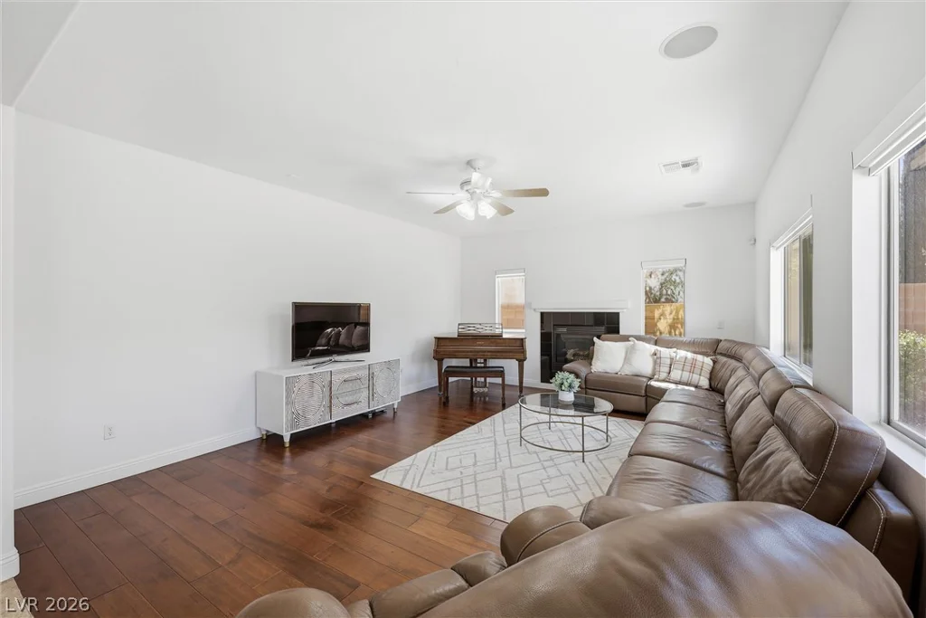 1073 Oak Fair, Las Vegas, NV 89138