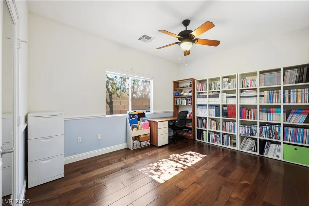 1073 Oak Fair, Las Vegas, NV 89138