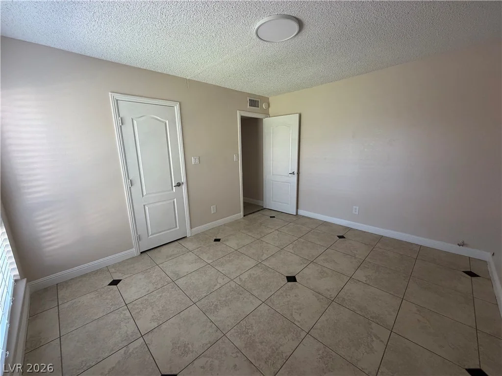 1515 Reno, Las Vegas, NV 89119