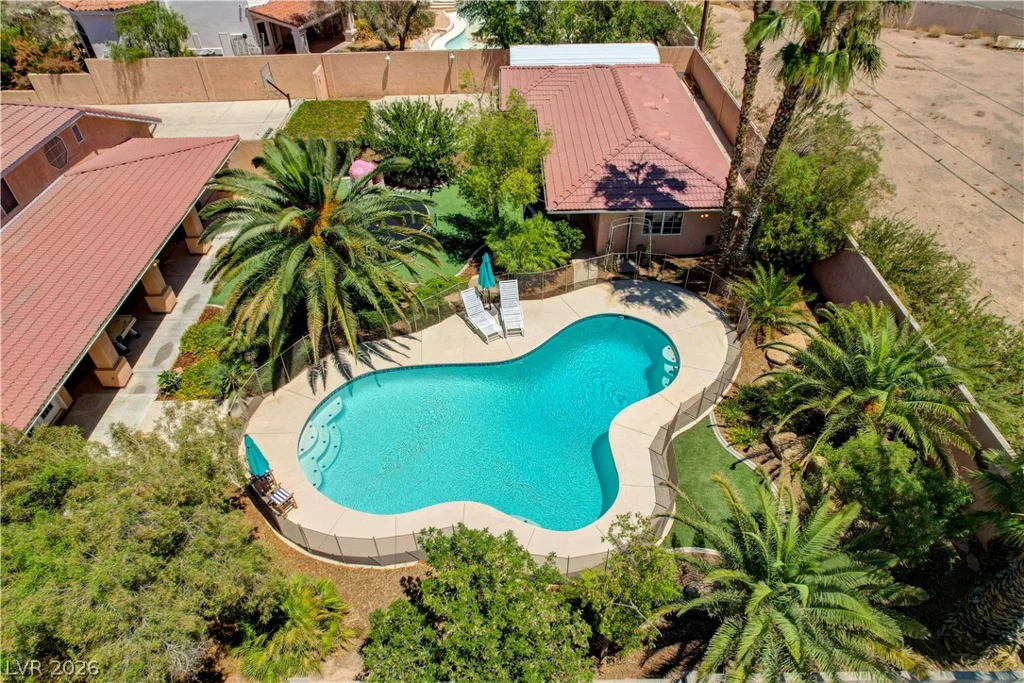 548 Radwick, Las Vegas, NV 89110