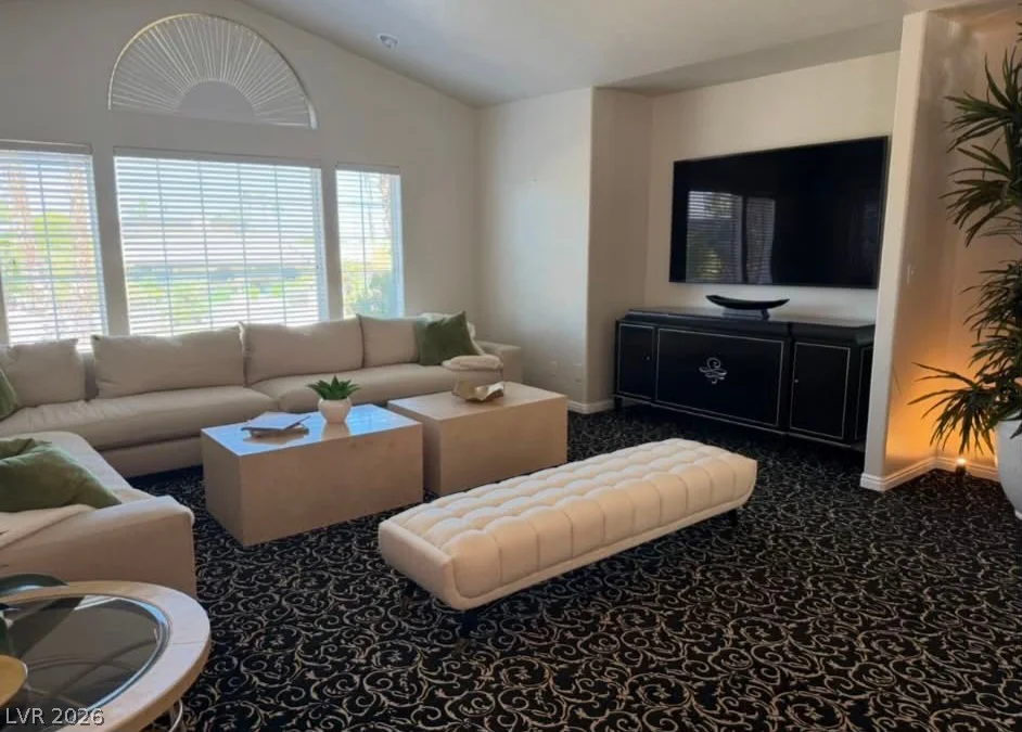548 Radwick, Las Vegas, NV 89110