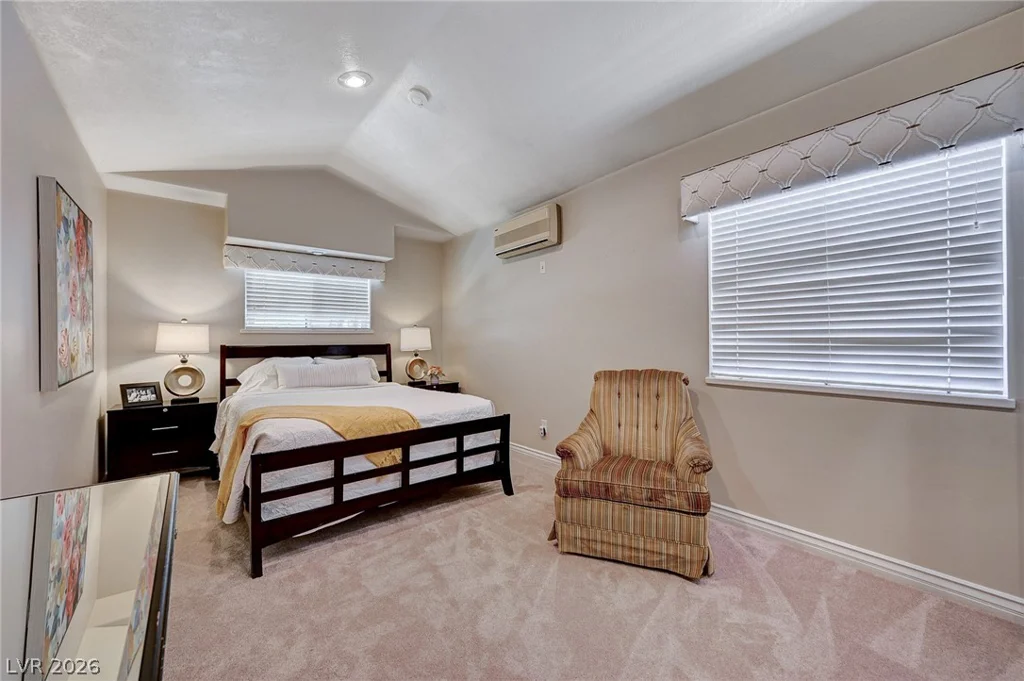 548 Radwick, Las Vegas, NV 89110