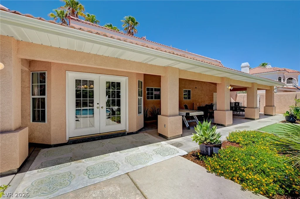 548 Radwick, Las Vegas, NV 89110