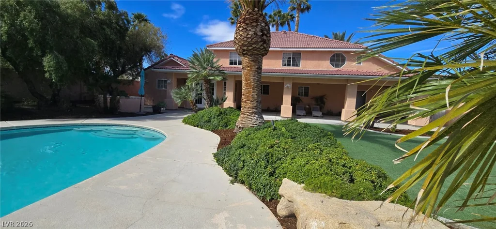 548 Radwick, Las Vegas, NV 89110