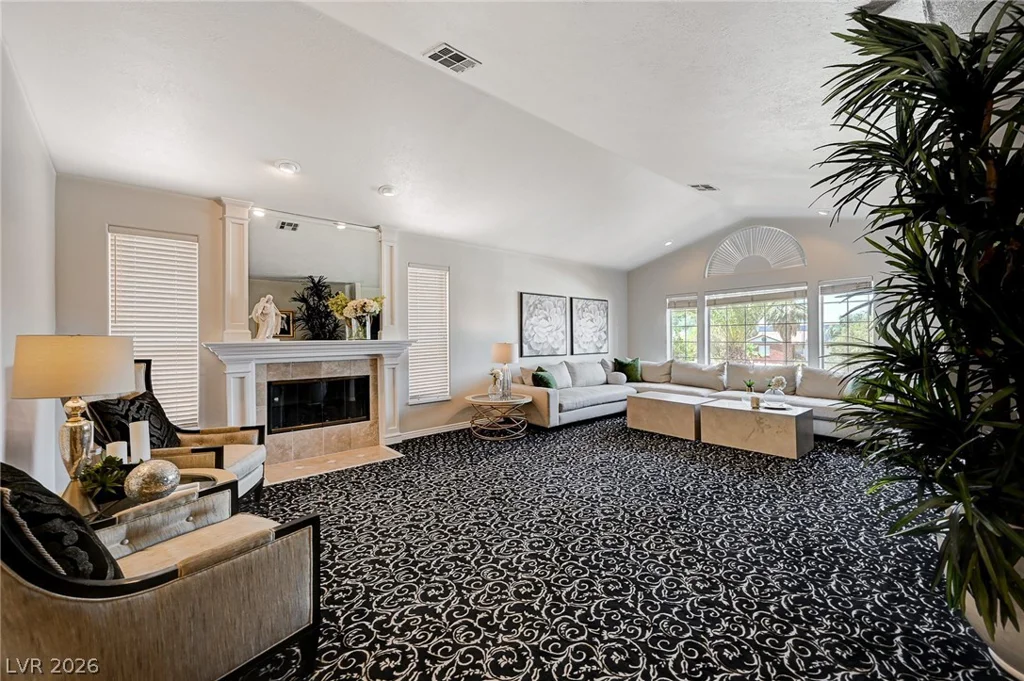 548 Radwick, Las Vegas, NV 89110