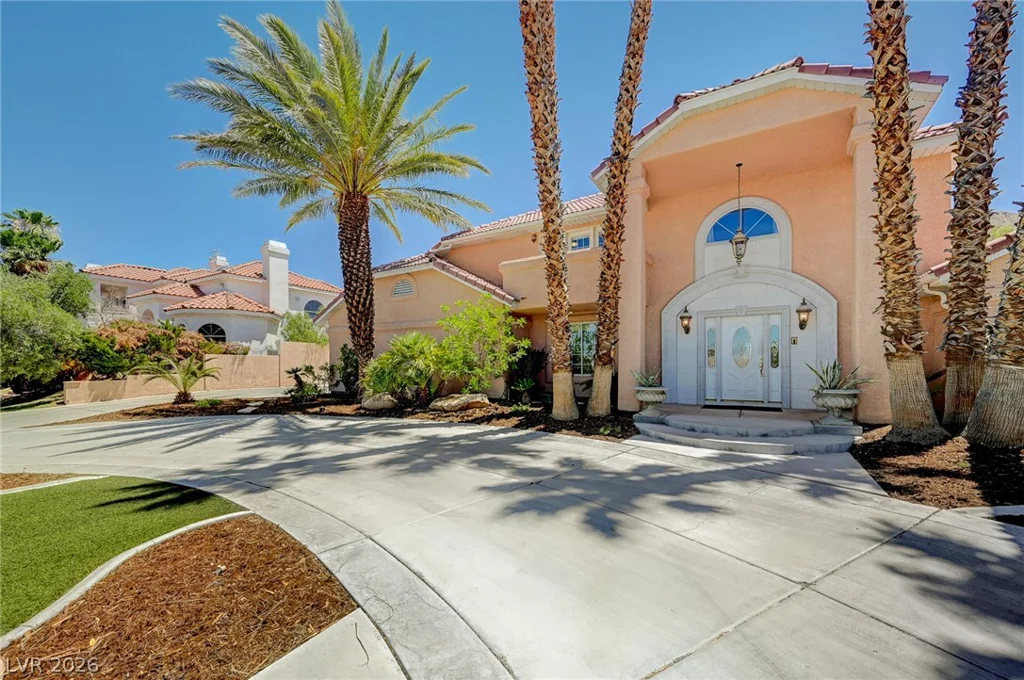 548 Radwick, Las Vegas, NV 89110