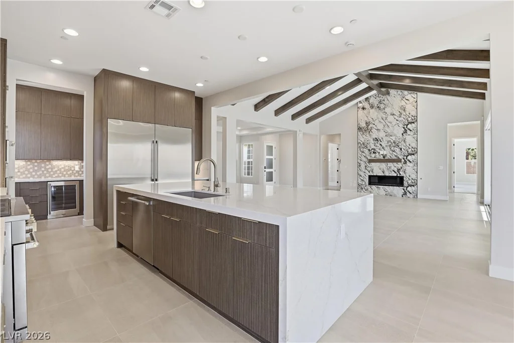 7615 Pebble, Las Vegas, NV 89113
