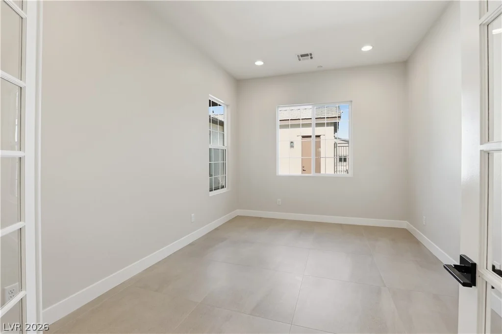 7615 Pebble, Las Vegas, NV 89113