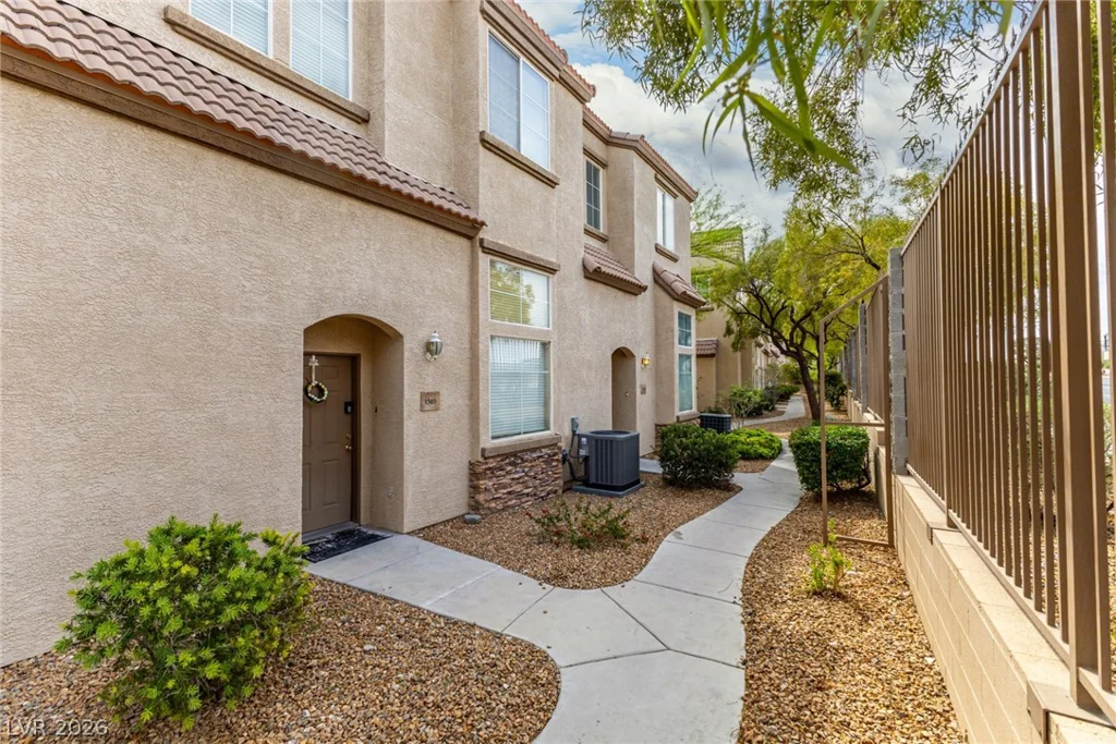 1505 Faldo, Las Vegas, NV 89128
