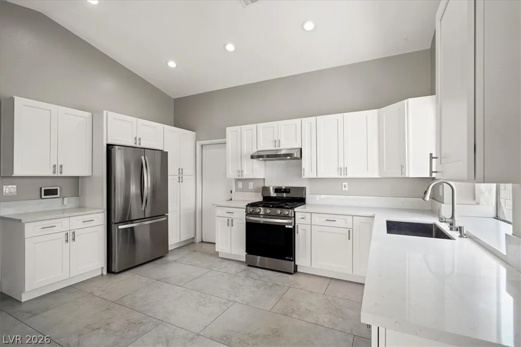 3922 Cutting Horse, North Las Vegas, NV 89032