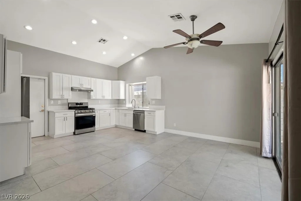 3922 Cutting Horse, North Las Vegas, NV 89032