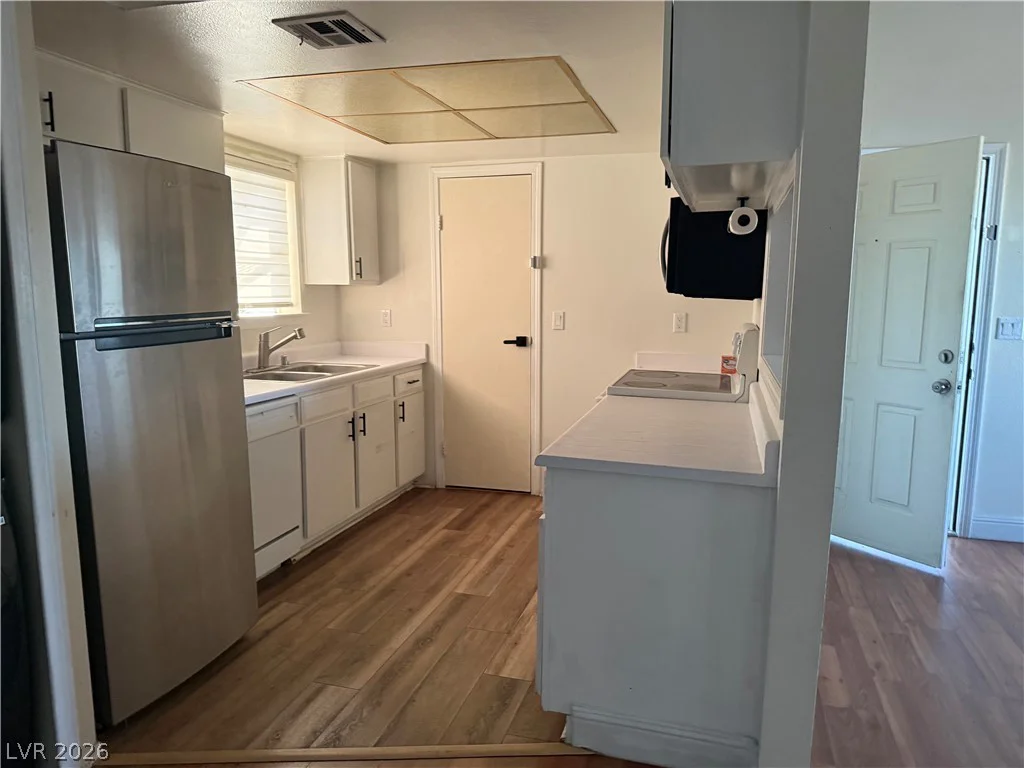5801 Medallion, Las Vegas, NV 89122