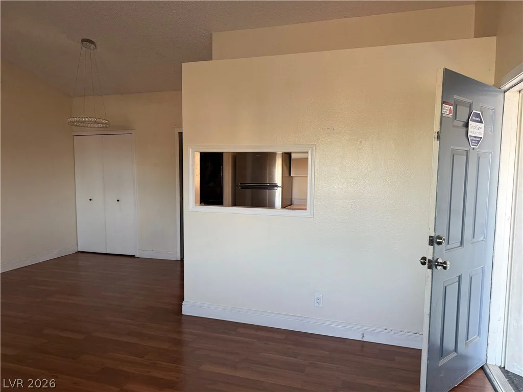 5801 Medallion, Las Vegas, NV 89122