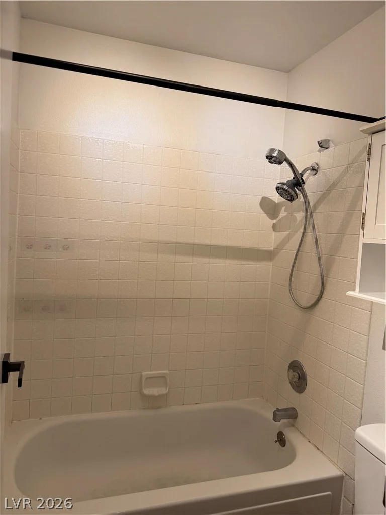 5801 Medallion, Las Vegas, NV 89122