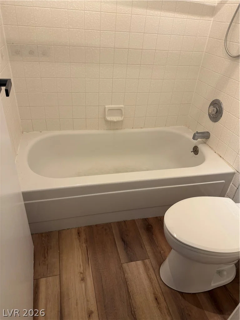5801 Medallion, Las Vegas, NV 89122