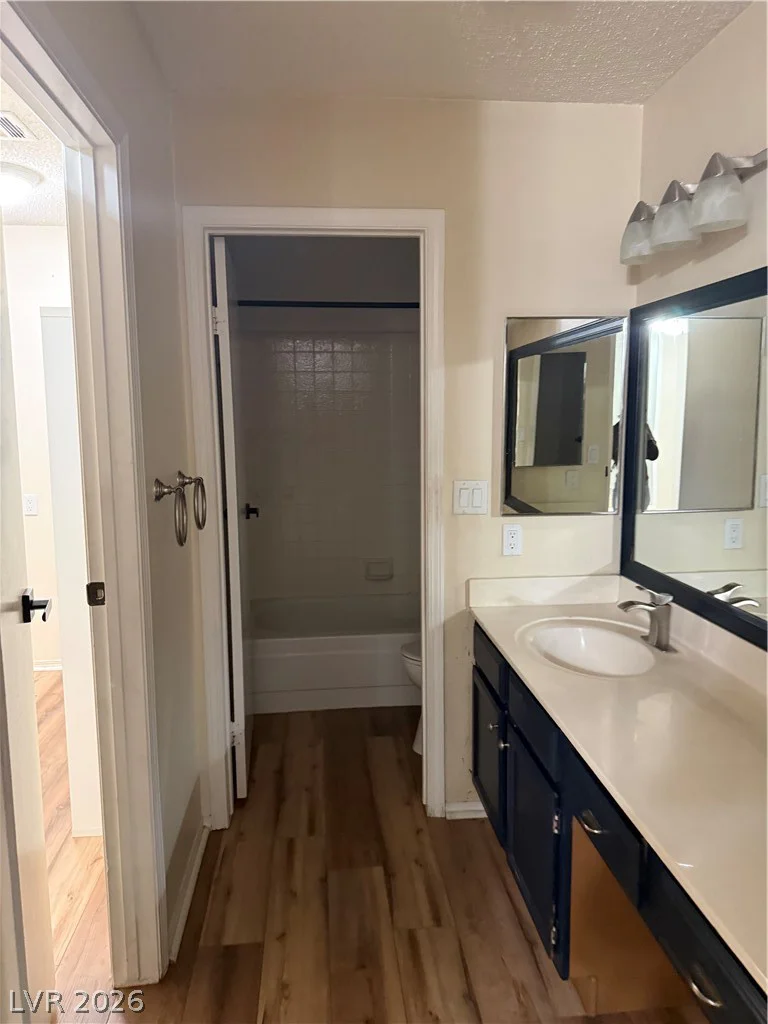 5801 Medallion, Las Vegas, NV 89122