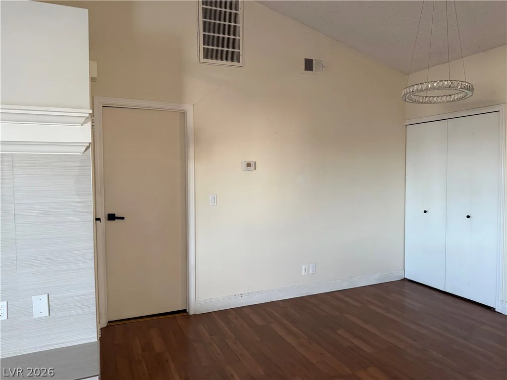 5801 Medallion, Las Vegas, NV 89122