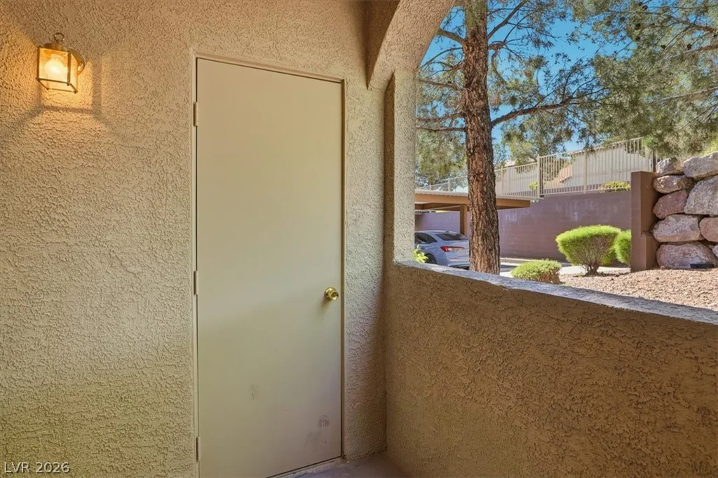 3915 Legend Hills, Las Vegas, NV 89129