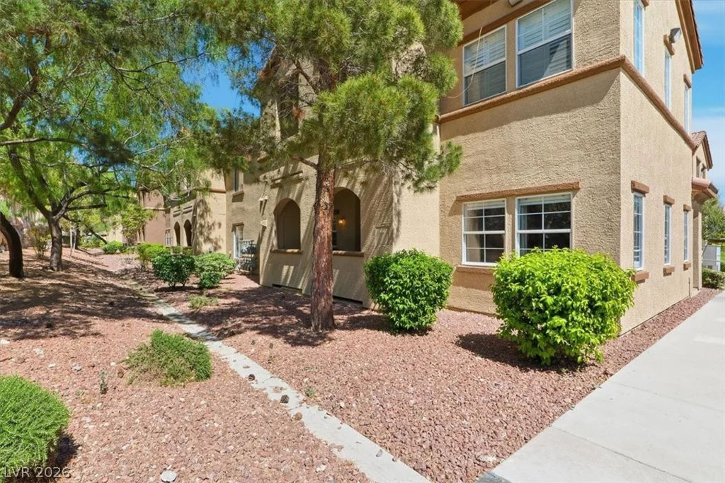 3915 Legend Hills, Las Vegas, NV 89129