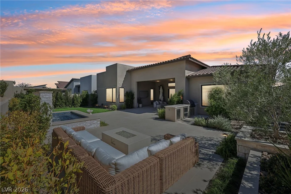 461 Vista Sunset, Las Vegas, NV 89138