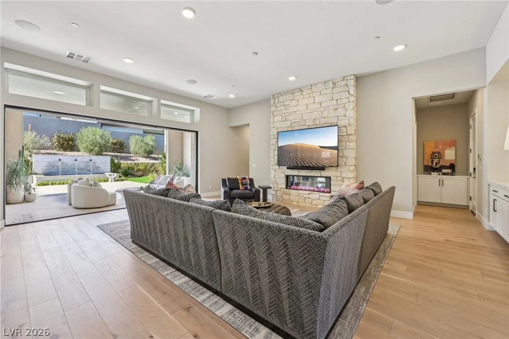 461 Vista Sunset, Las Vegas, NV 89138
