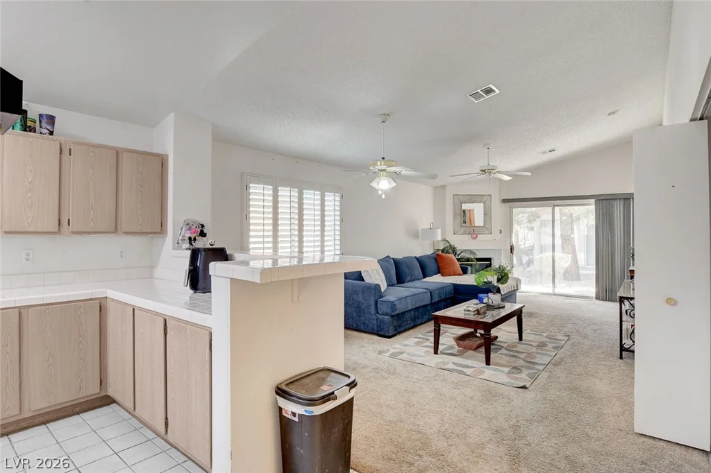 7811 Oakpoint, Las Vegas, NV 89145