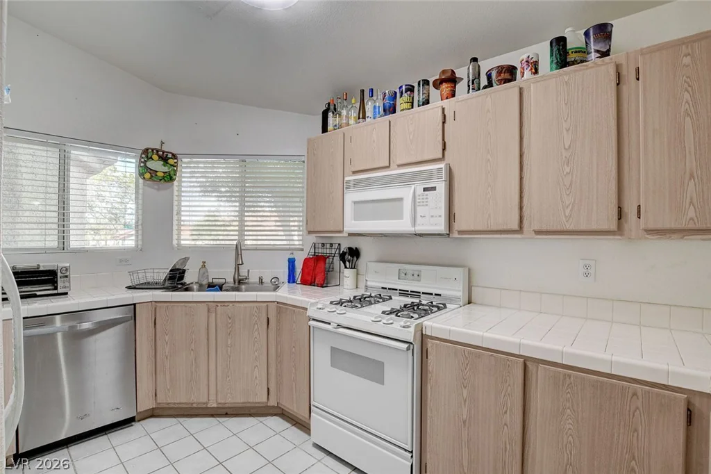 7811 Oakpoint, Las Vegas, NV 89145