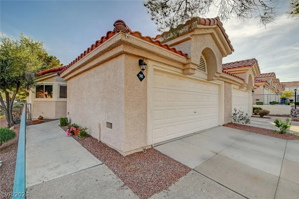 7811 Oakpoint, Las Vegas, NV 89145