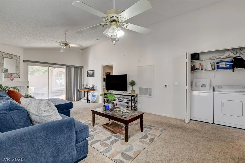 7811 Oakpoint, Las Vegas, NV 89145