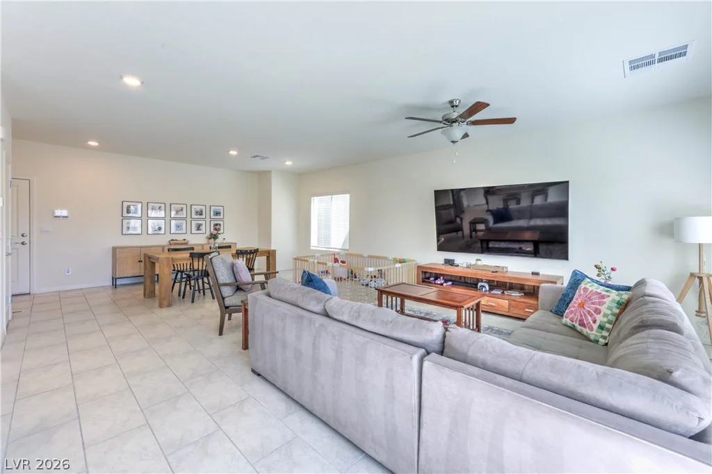 1881 Vass Springs, North Las Vegas, NV 89084