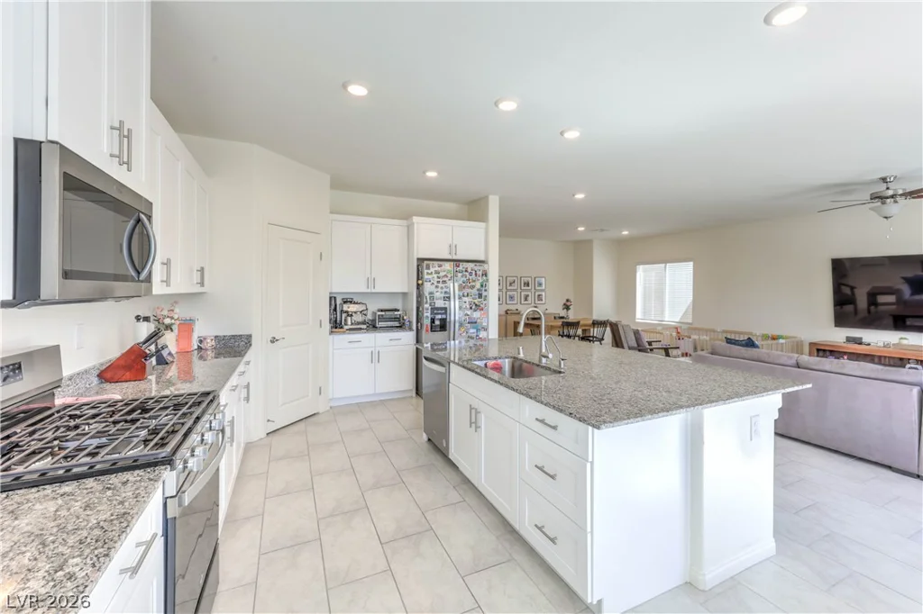 1881 Vass Springs, North Las Vegas, NV 89084