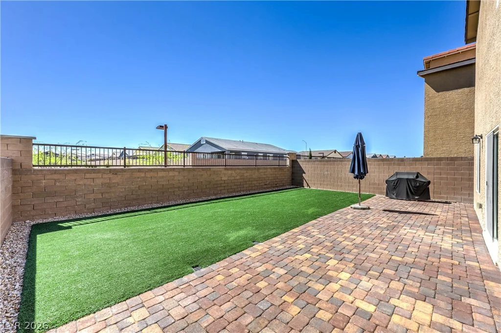 1881 Vass Springs, North Las Vegas, NV 89084