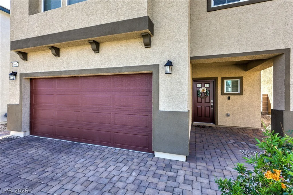 1881 Vass Springs, North Las Vegas, NV 89084
