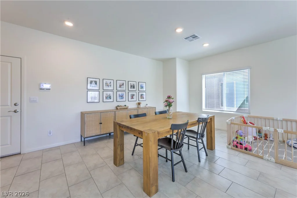 1881 Vass Springs, North Las Vegas, NV 89084