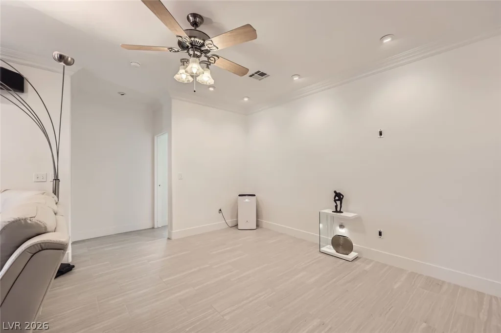 2050 Warm Springs, Henderson, NV 89014