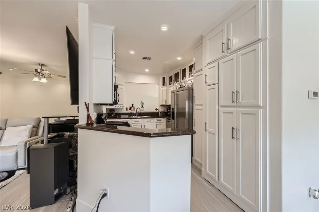 2050 Warm Springs, Henderson, NV 89014