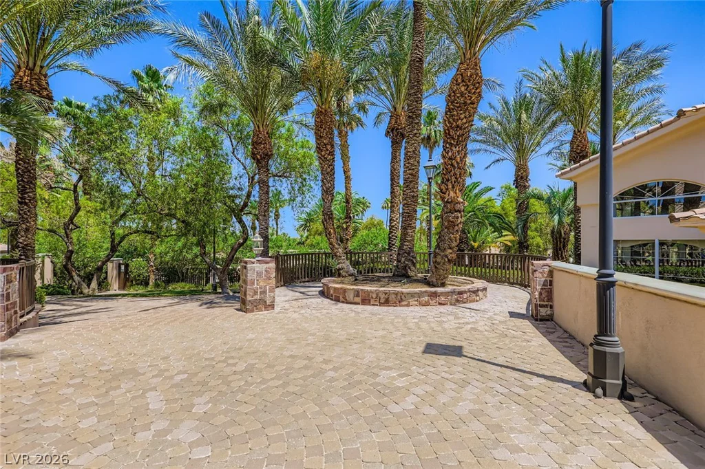 2050 Warm Springs, Henderson, NV 89014