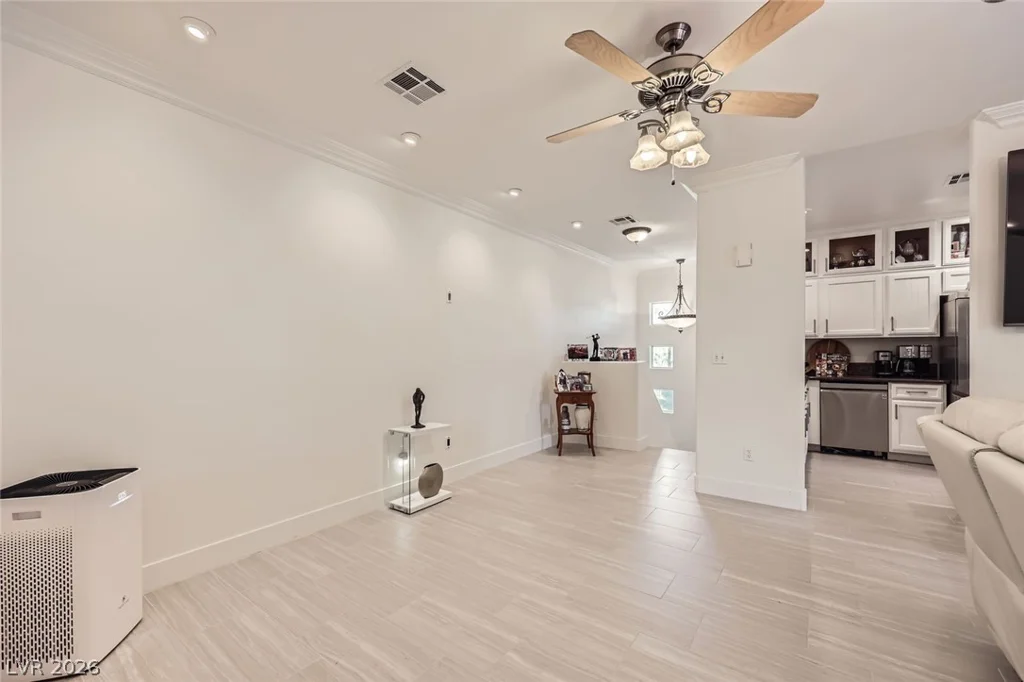 2050 Warm Springs, Henderson, NV 89014