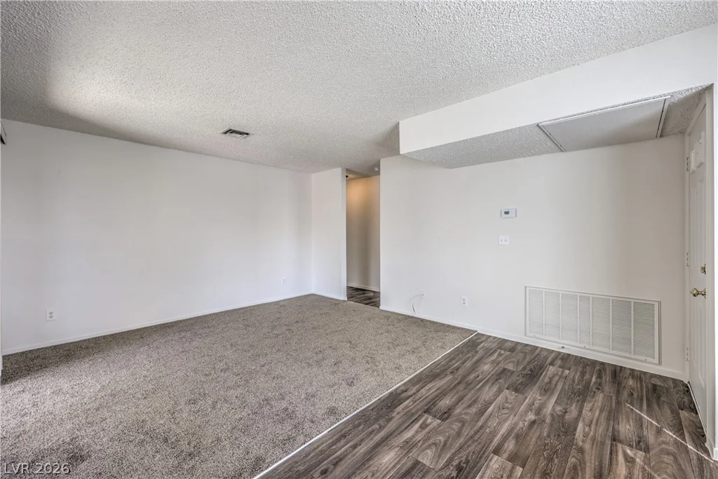 4824 Nara Vista, Las Vegas, NV 89103