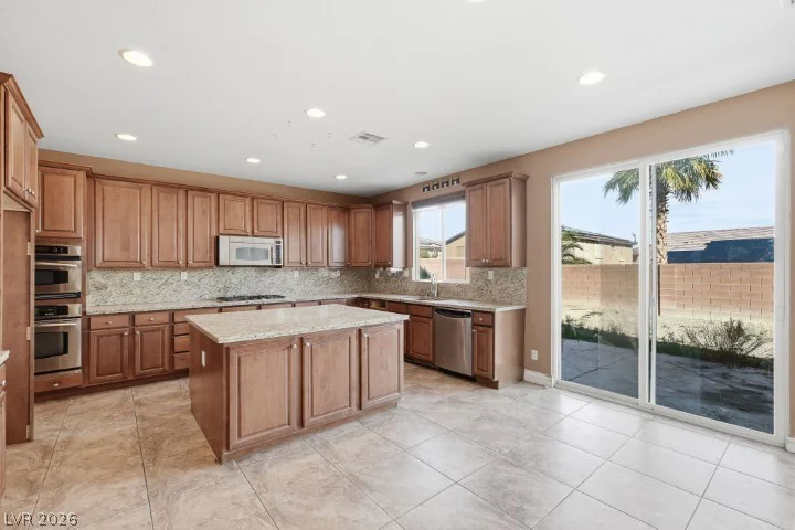 6828 Arden Glade, North Las Vegas, NV 89084