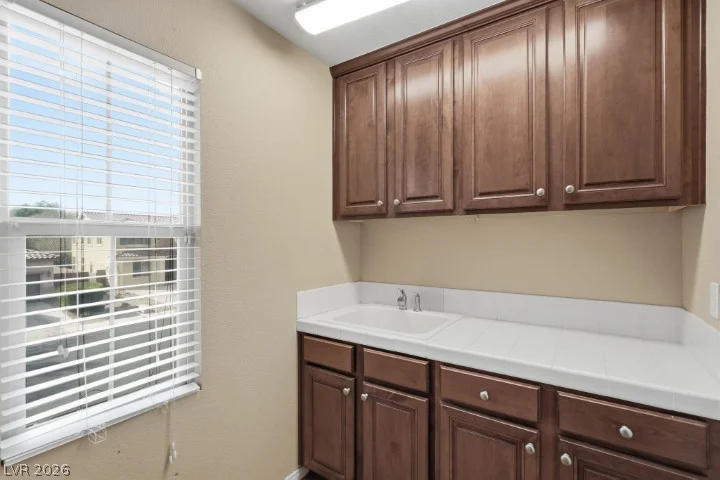6828 Arden Glade, North Las Vegas, NV 89084