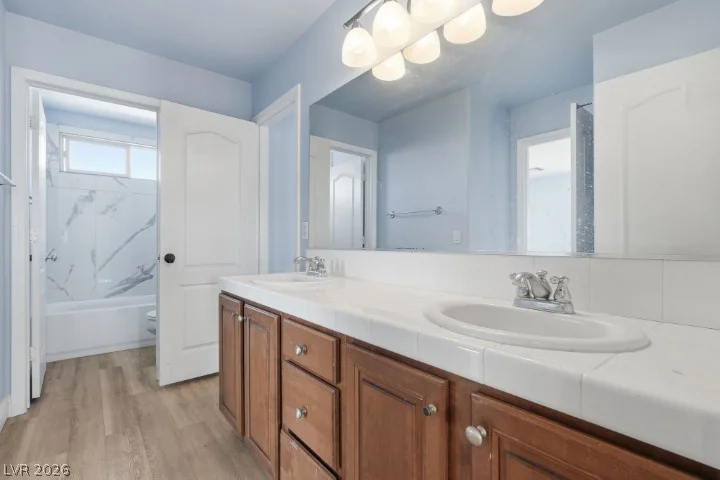 6828 Arden Glade, North Las Vegas, NV 89084