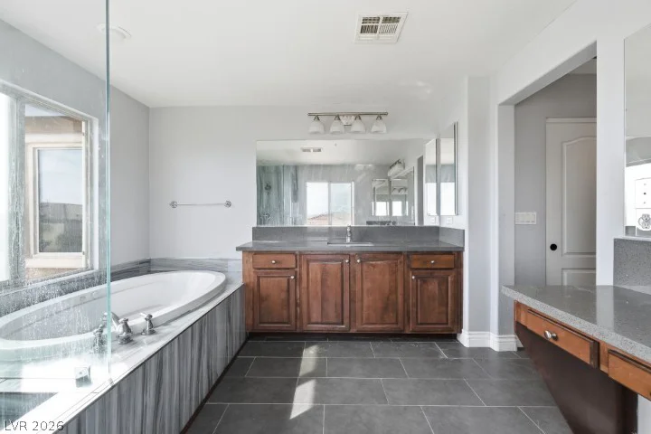 6828 Arden Glade, North Las Vegas, NV 89084
