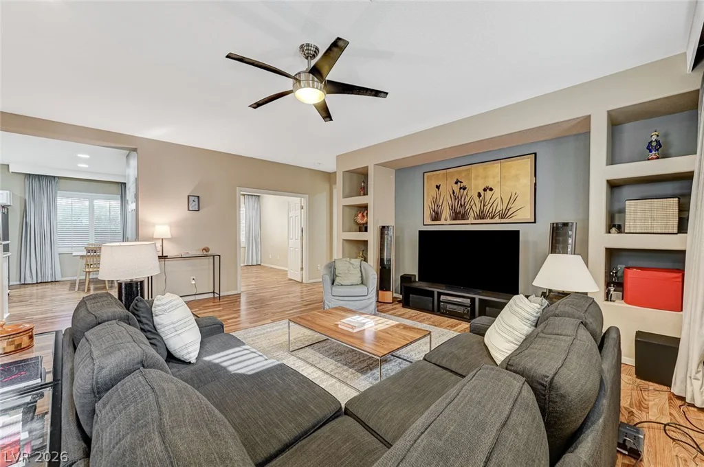 10932 Snow Cloud, Las Vegas, NV 89135