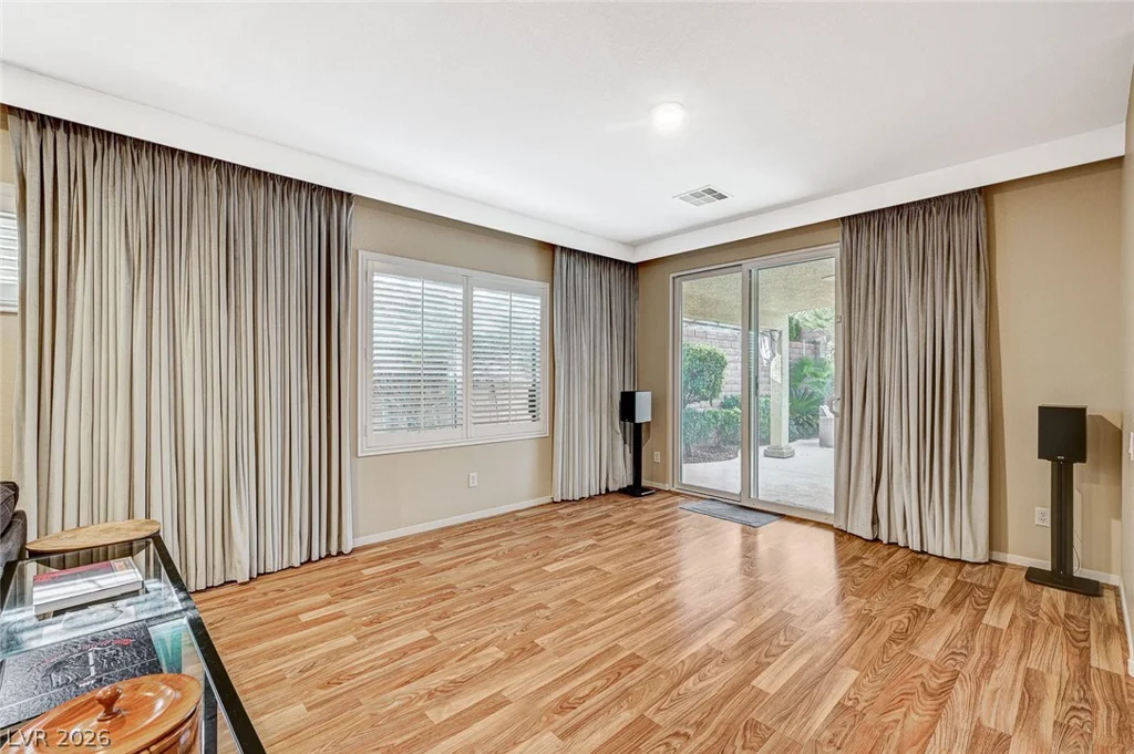 10932 Snow Cloud, Las Vegas, NV 89135