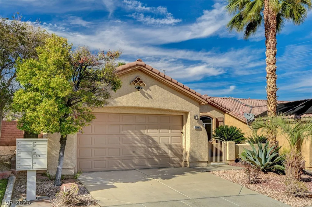 10932 Snow Cloud, Las Vegas, NV 89135