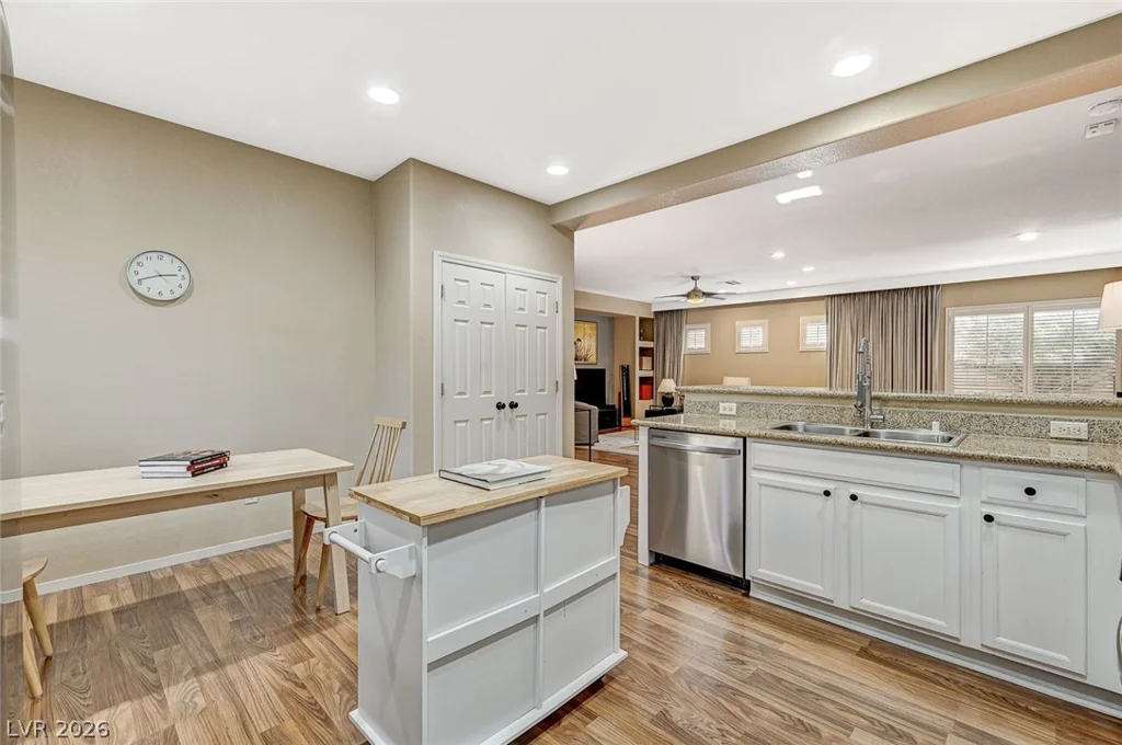 10932 Snow Cloud, Las Vegas, NV 89135