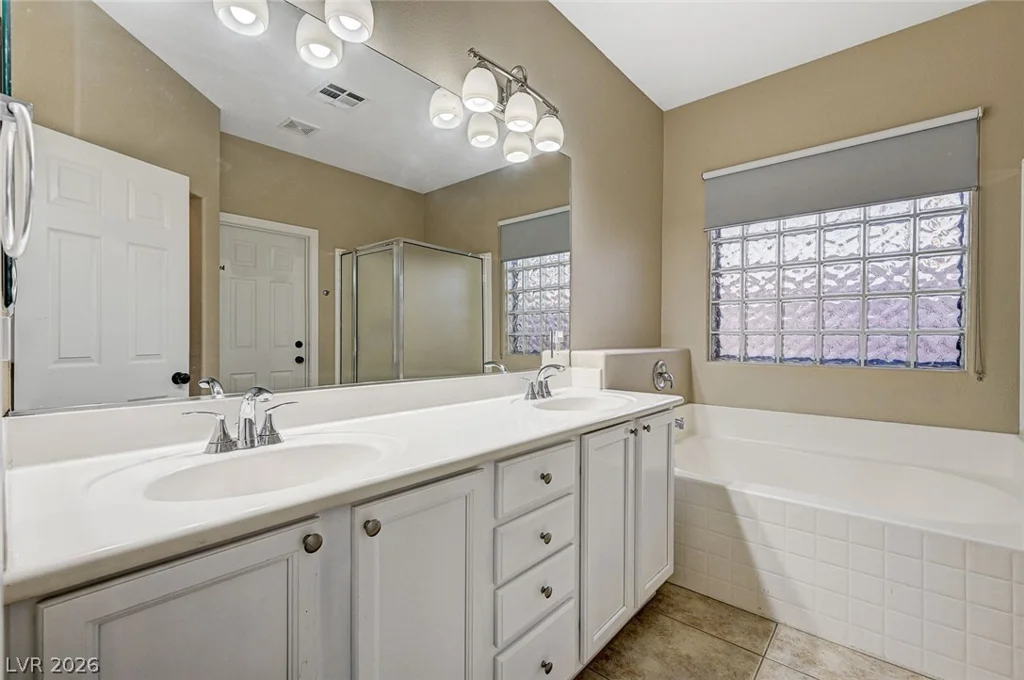 10932 Snow Cloud, Las Vegas, NV 89135