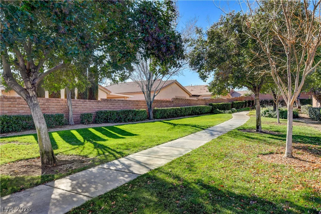 10932 Snow Cloud, Las Vegas, NV 89135