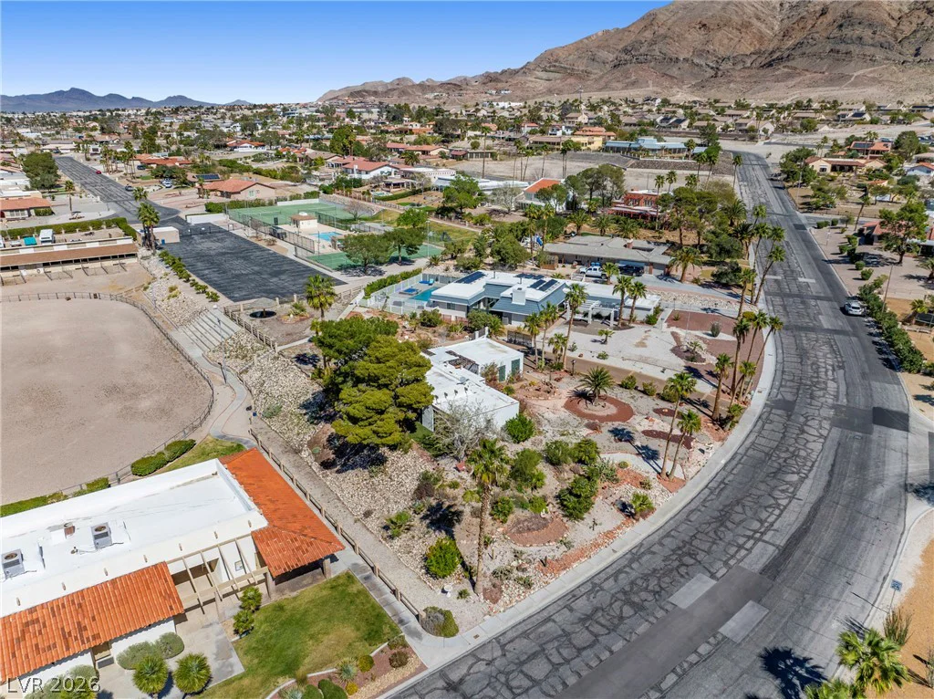 6744 Mountridge, Las Vegas, NV 89110